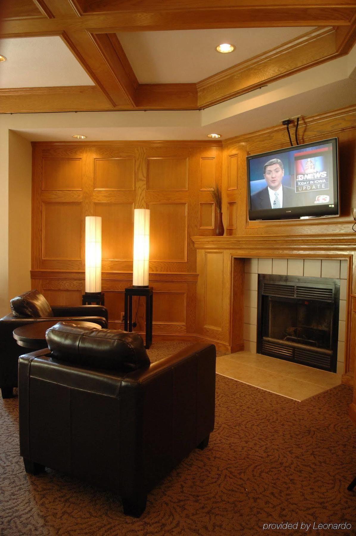 Sterling Hotel And Suites Clive Quarto foto